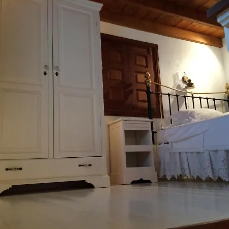 Apartment Family House *