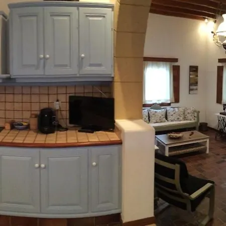 Apartment Family House Grikos Bay (Patmos)
